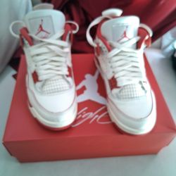 WMNS AIR JORDAN 4 RETRO /PALE IVORY /SIERRA RED IVOIRE PALE/ROUGE SIERRA