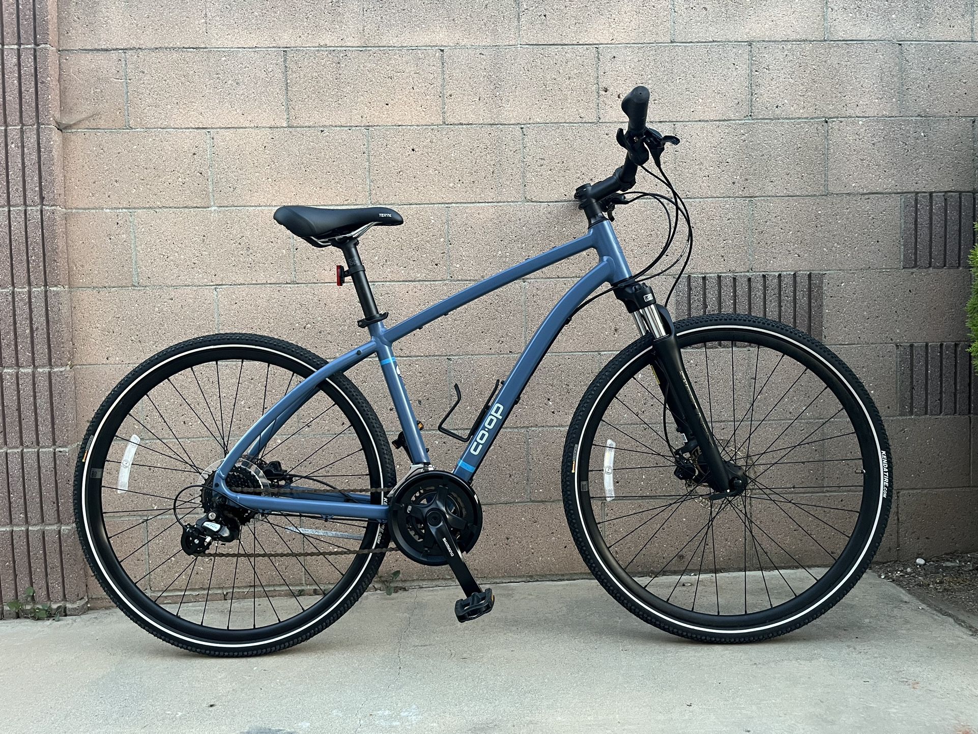 REI Co-op CTY 2.1 Hybrid Bike