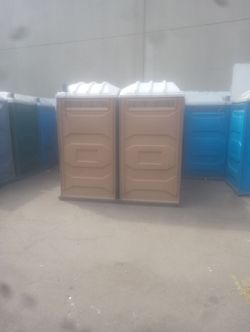 Portable restroom