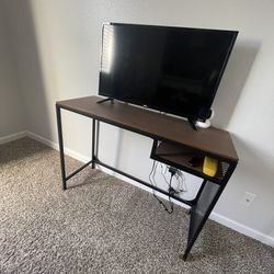Desk / Tv Stand 