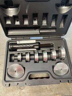 Snap On aluminum bearing race & seal driver kit