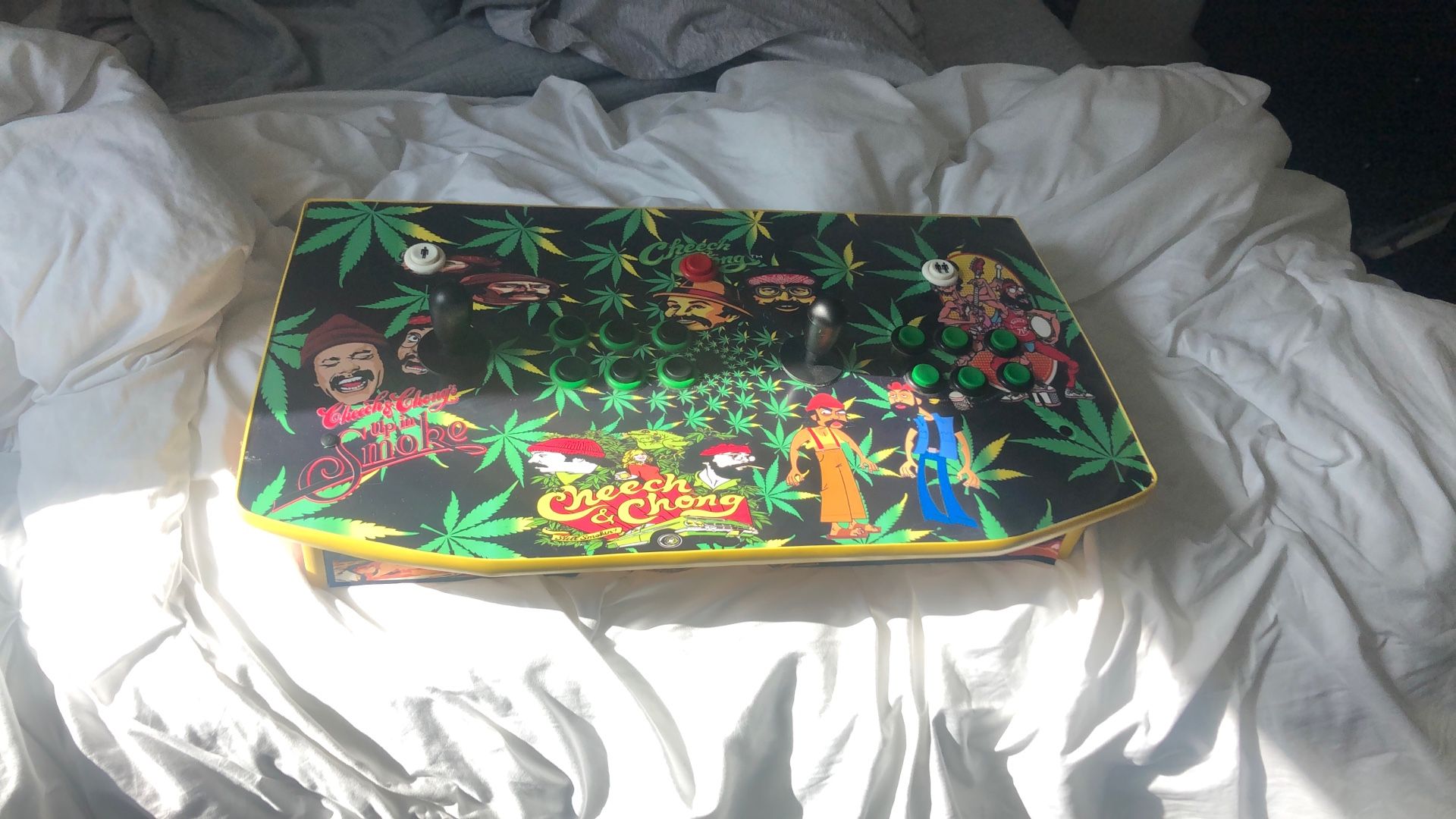 Arcade Game Check And ChoNg Themed Over 1000 Games