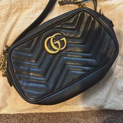 Gucci GGMarmont  Black Leather Cross Body 