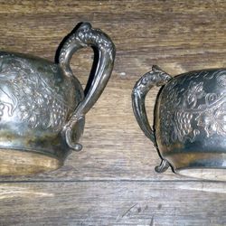 Vintage Silver-Plated Creamer and Sugar Bowl Set with Grapevine Design