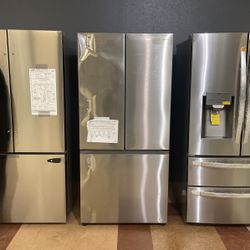 New 33” Wide French Door Samsung Refrigerator Scratch And Dent Discount‼️‼️