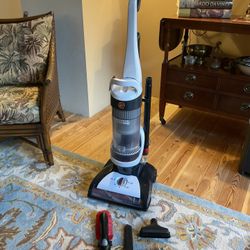 Hoover WindTunnell Pet Vacuum Cleaner