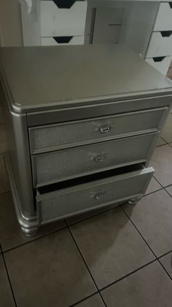 Night stand