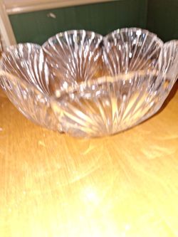 Decorative Glass Dish $10