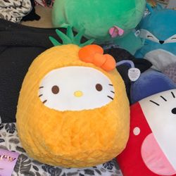 Hello Kitty Squishmallows Pineapple