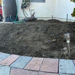 Free topsoil, you pick up