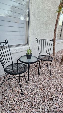 Outdoor patio set