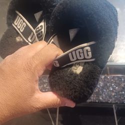 Ugg Fluff Yeah Slides (Black) Size 6