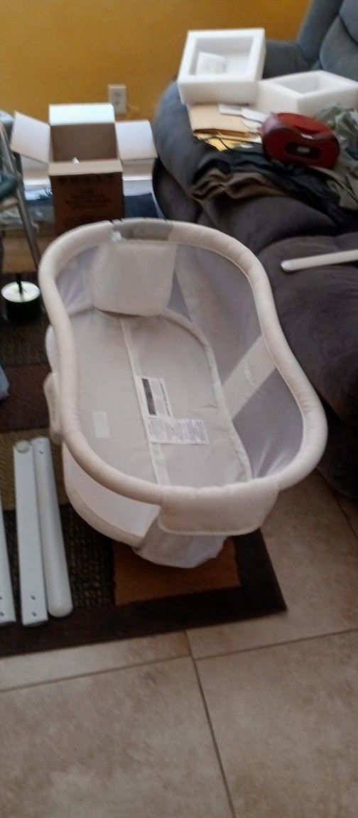 HALO BABY BASSINET