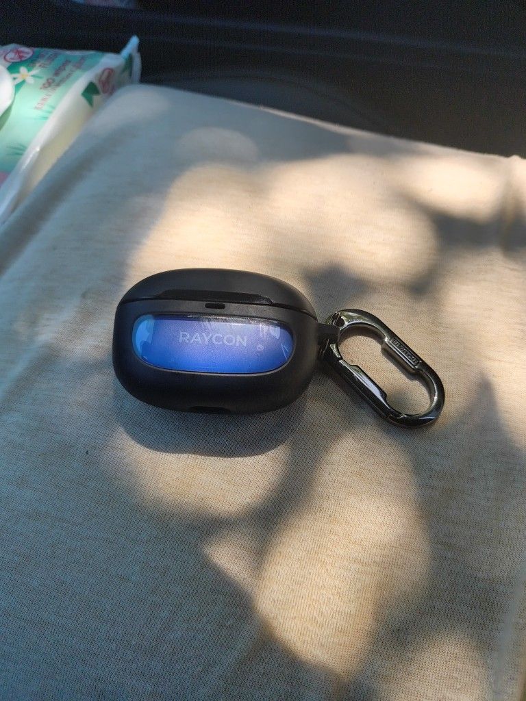 Brand New Raycon Headphones