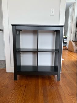 shelving unit