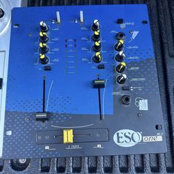 DJ Turntable Mixer