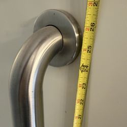 25 Inch Long Brushed Nickel Grab Bar Like New