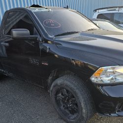 2013 RAM 1500 parts car