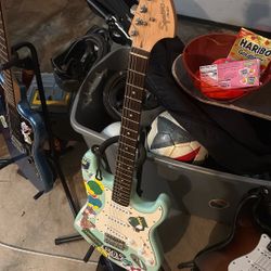 squire strat 
