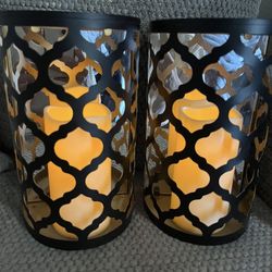 Set Of 2 Candles Light Up