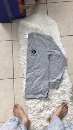 Vans off the wall long sleeve shirt size m brand new