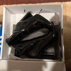 New Boots From Aldo Size 8.5  Reg Price $100 In Store 