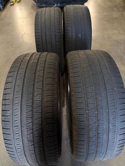 Set of 4 used 285/45/22 Pirelli 285 45 22