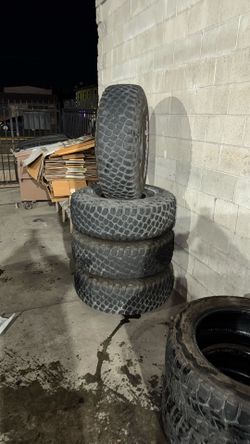 4 Used Tires 40x12.50R17 BFGoodrich Baja Radial T/A KR3