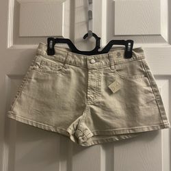 Brand New High Rise Khaki Mom’s Shorts Size 4 Juniors