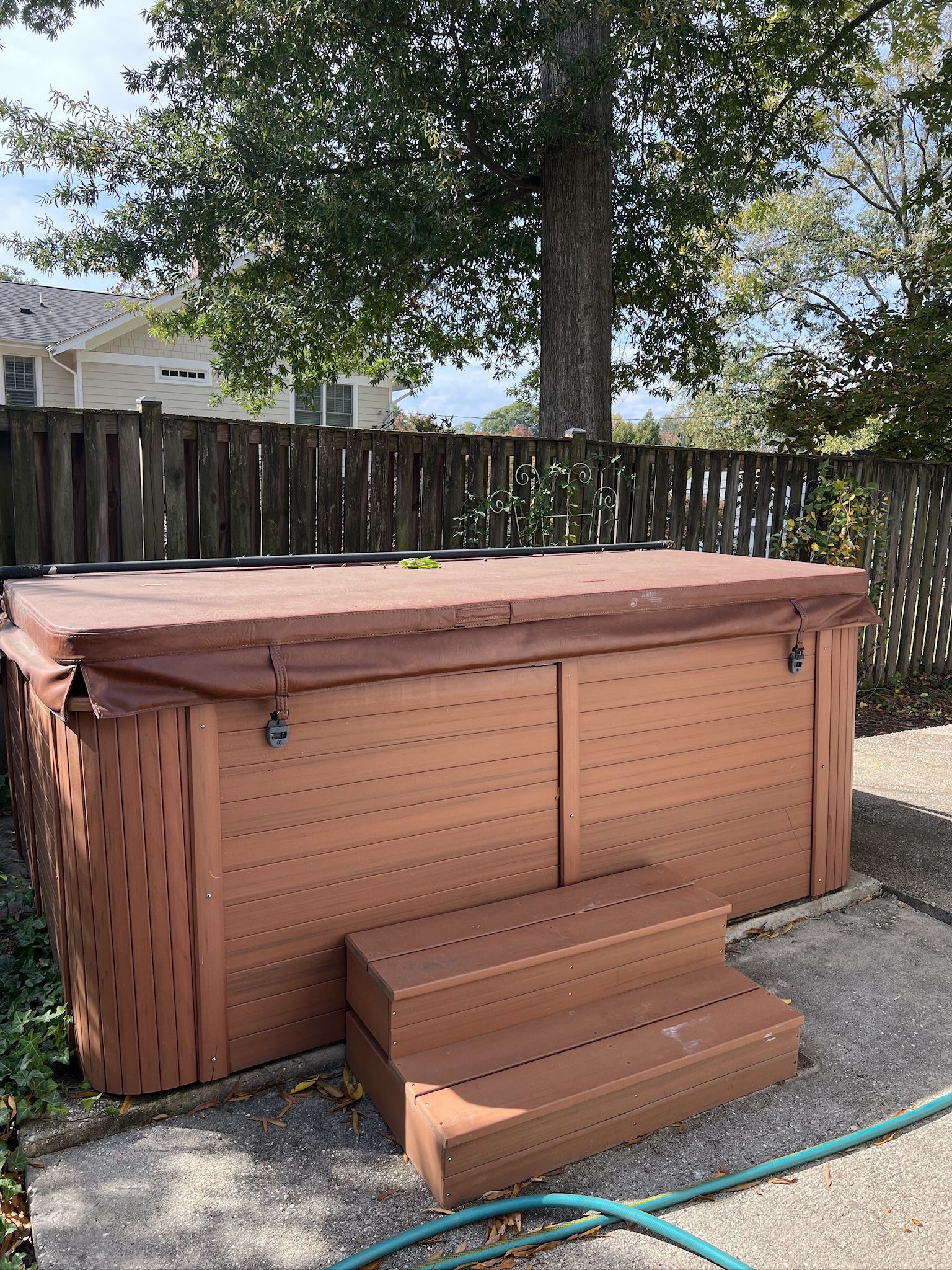 ThermoSpas Park Ave II Hot Tub – Mystic Emerald (2009)