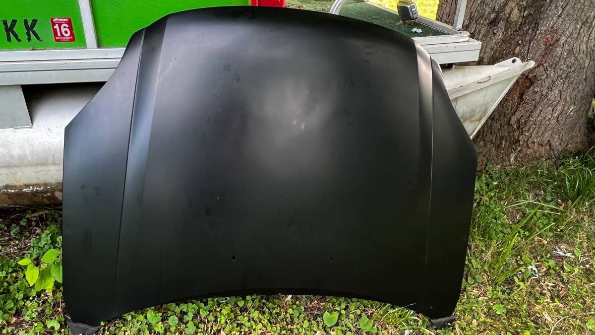 Ford Fusion Hood 2009