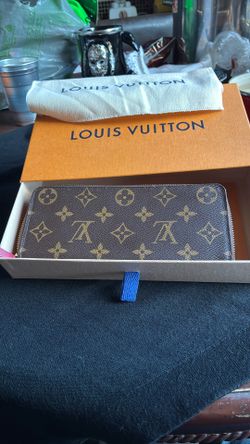 Louis Vuitton Zippy (Brand New) Wallet