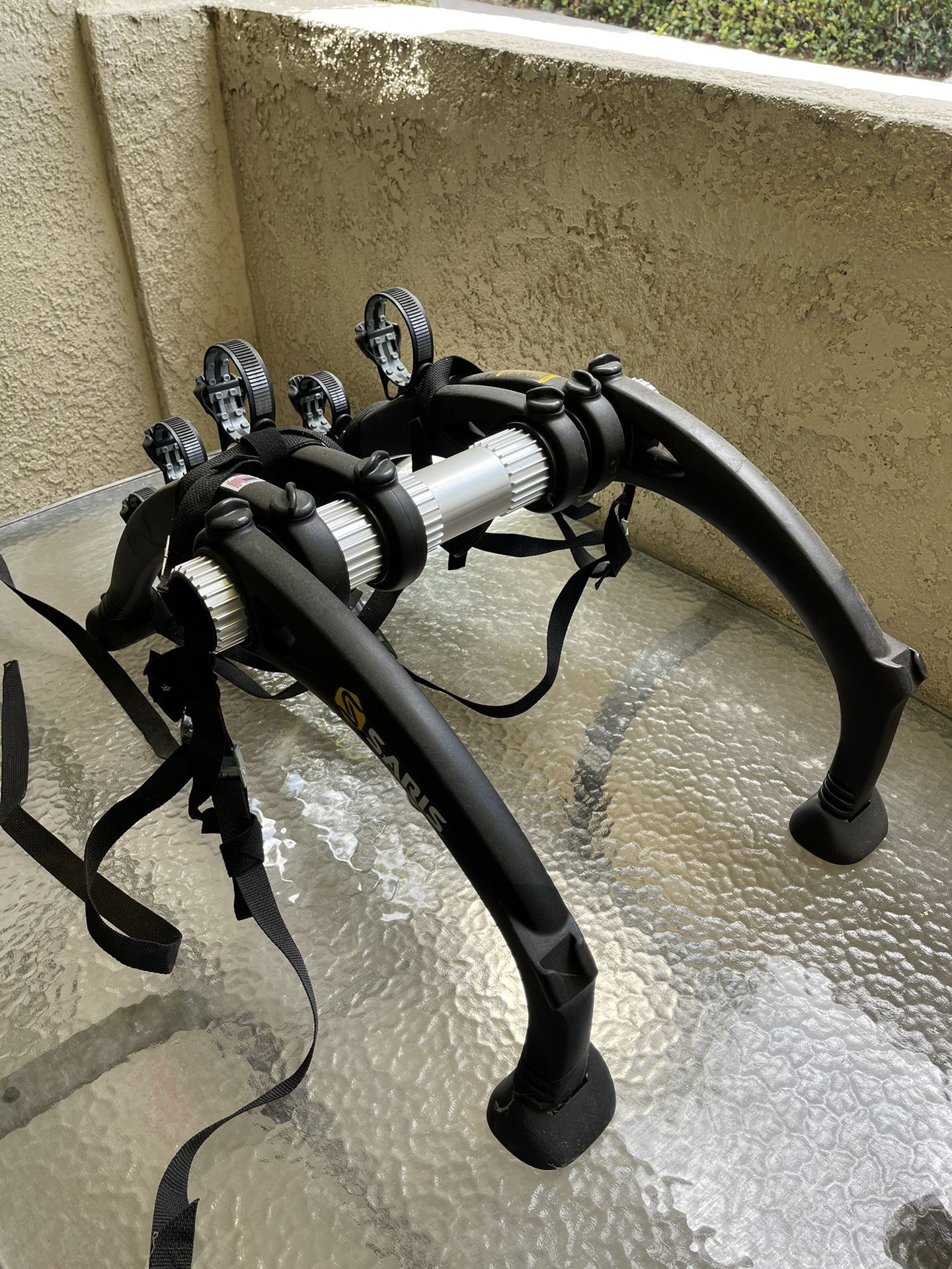 SARIS Bike Rack for Sale in Anaheim, CA OfferUp