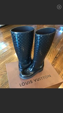 LOUIS VUITTON BOOTS