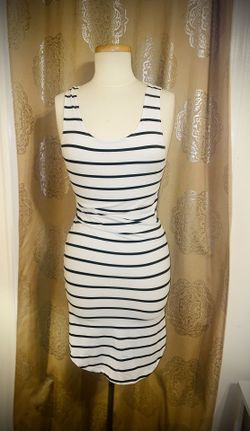 Ladies Black And White Dress Size Large 
