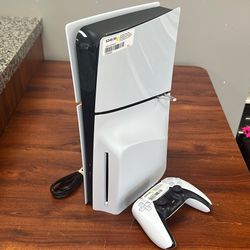 PS5 Slim w/ Controller