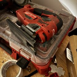 Milwaukee Grinder And Jigsaw M18