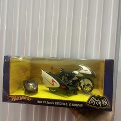 2009 HOT WHEELS 1:12 1966 BATMAN TV SERIES BATCYCLE & SIDECAR MIB