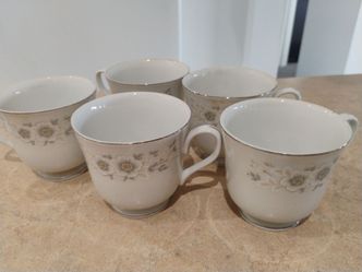 Set of 5 Porcelain Floral Tea Cups