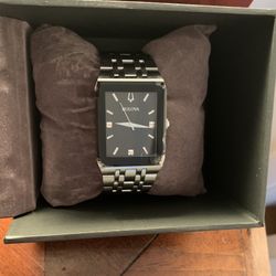 Bulova Quadtra Mens Quartz Diamond Black Dial Watch 30mm 96D145 *Chipped Crystal