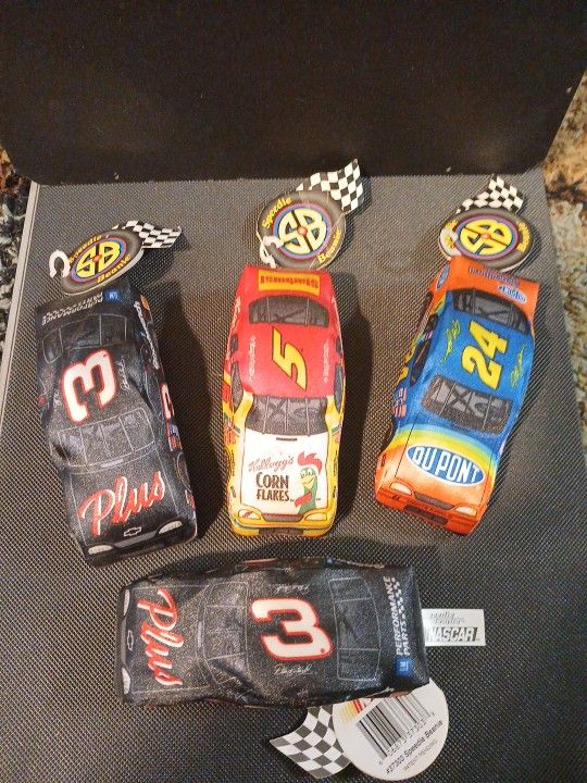 NASCAR 1998 Speedie Beanie Plush Toy Lot