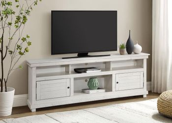 Tv Stand Max tv size 75" Distressed White finish, New Especial price