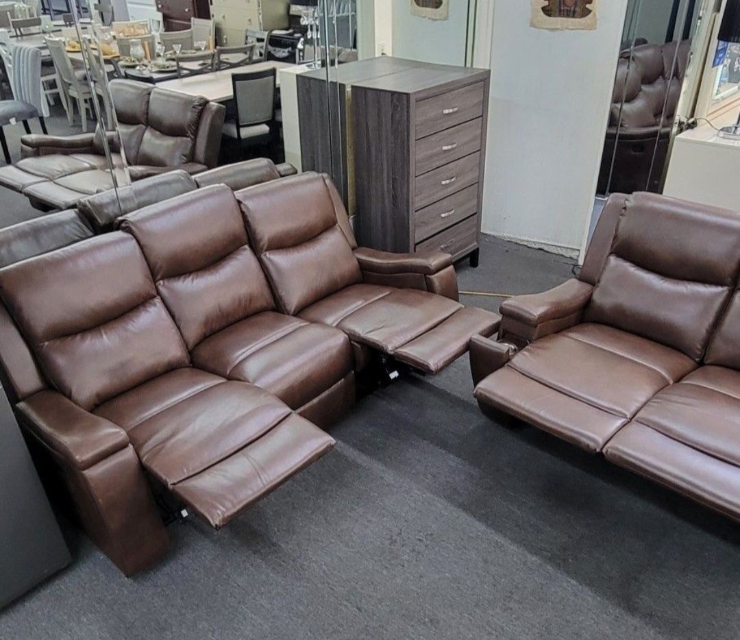 ✅️✅️2 pc smoke leather like fabric sofa and love seat set with recliners on the ends✅️✅️