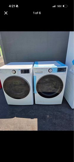 LG Front Load Washer and Dryer Set