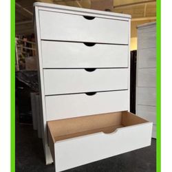 5 drawers dresser