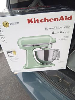 KitchenAid 5 Quart mixer