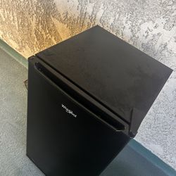 Whirpool Mini Fridge