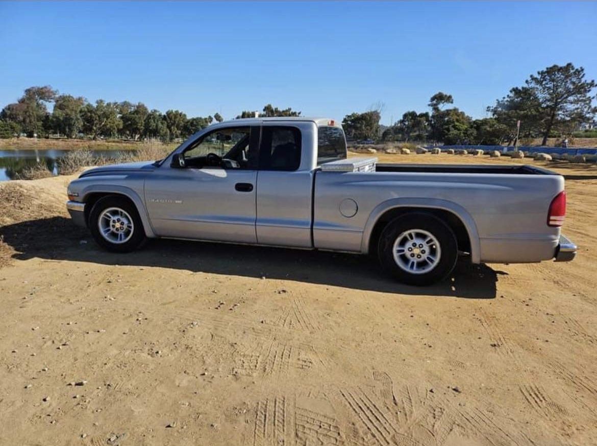 2000 Dodge Dakota
