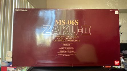 Bandai Perfect Grade PG 1/60 MS-06S Char’s Zaku II