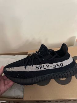 Yeezy Boost 350 V2 “Oreo”